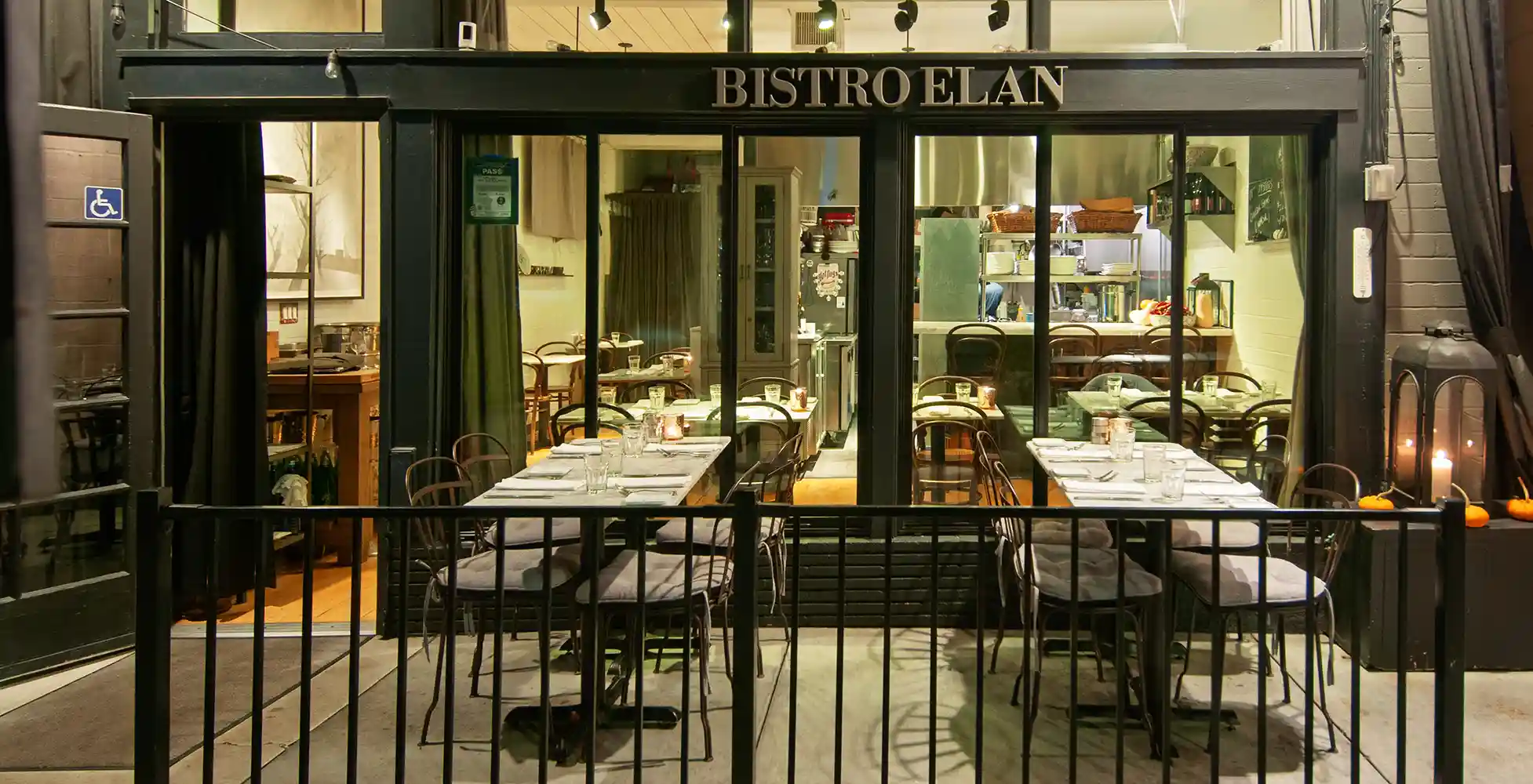 View of the front of Bistro Elan - thumb